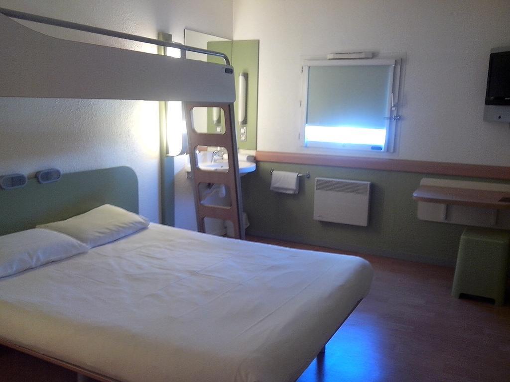 Ibis Budget Poitiers Sud Zimmer foto