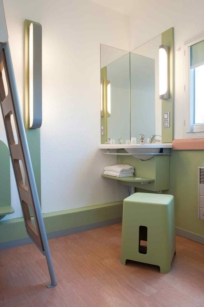 Ibis Budget Poitiers Sud Exterior foto